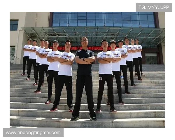 全国锦标赛分析：西安篮球队在比赛中的战术意识与团队配合表现评析