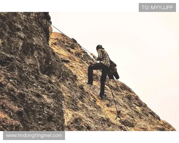 吴秀英独家分享攀岩心得与技巧助你征服高峰之路