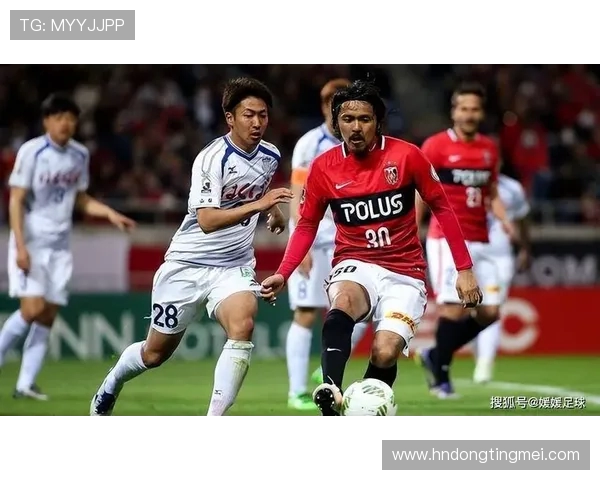 山形山神与冈山绿之战激烈对决展现足球魅力与团队精神