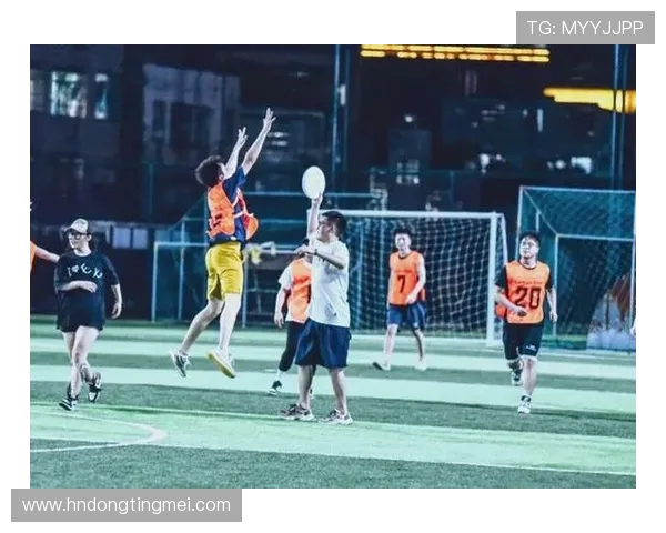 飞盘运动热潮下的深圳飞盘队意识探讨与发展前景分析 飞盘运动热潮下的深圳飞盘队意识探讨与发展前景分析